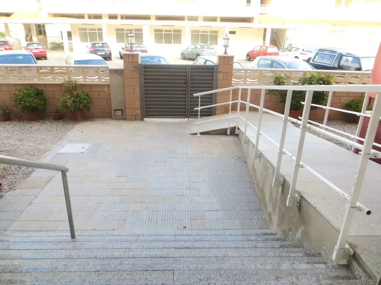 Aparcament de Pis de lloguer en Cubelles amb Calefacció, Parquet i Terrassa