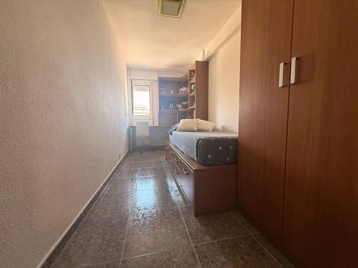 Schlafzimmer von Wohnung zum Verkauf in Cornellà de Llobregat mit Heizung und Balkon