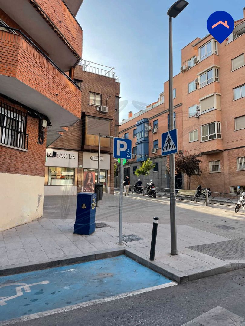 Parking of Flat for sale in  Madrid Capital  with Air Conditioner, Heating and Parquet flooring