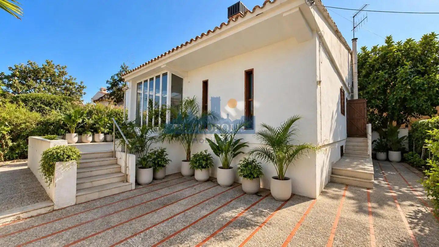 House for sale in Playa
