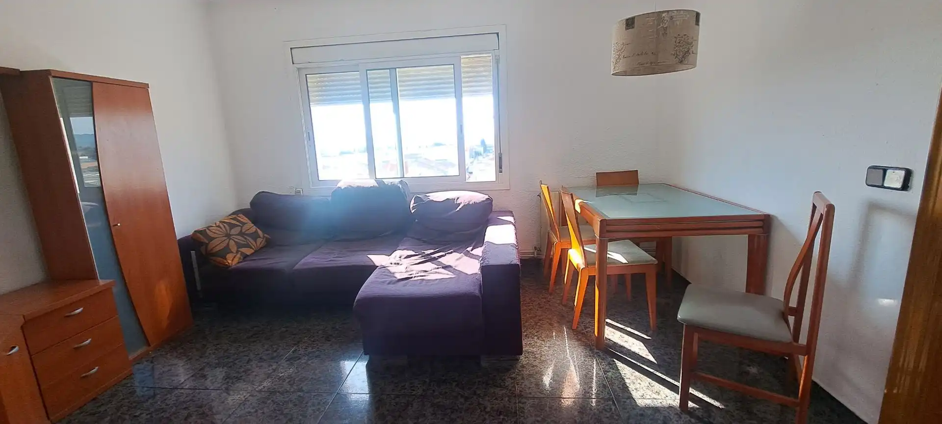 Sala d'estar de Pis en venda en Barberà del Vallès amb Calefacció