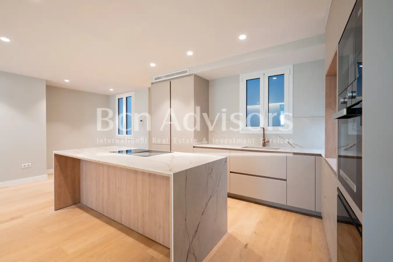 Piso con terraza en venta en Carrer de Bergara, imagen 11