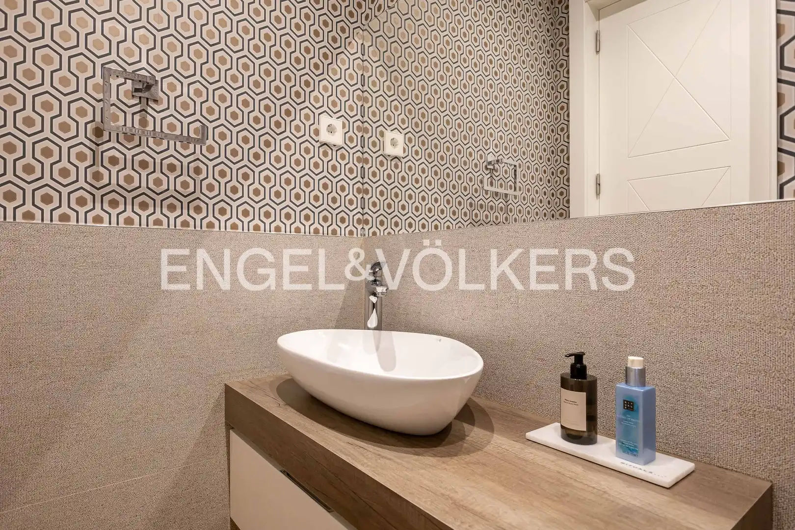 Baño de Piso en venta en Madrid con Aire acondicionado, Calefacción y Parquet