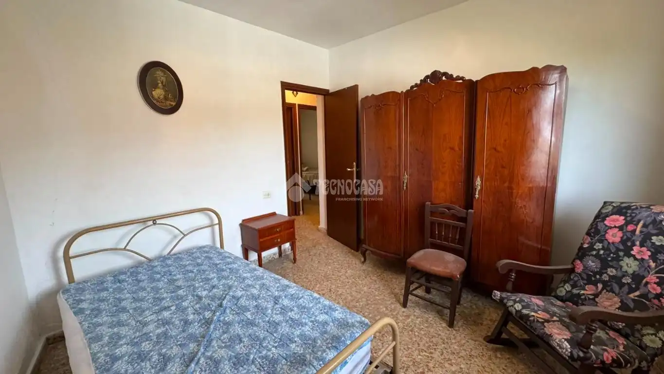 Habitación de Casa adosada en venta en Rubite con Calefacción y Balcón