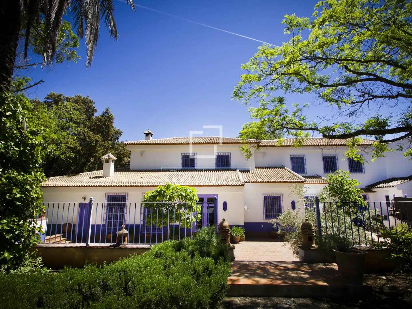 Vista exterior de Finca rústica en venda en Archidona amb Aire condicionat, Calefacció i Jardí privat