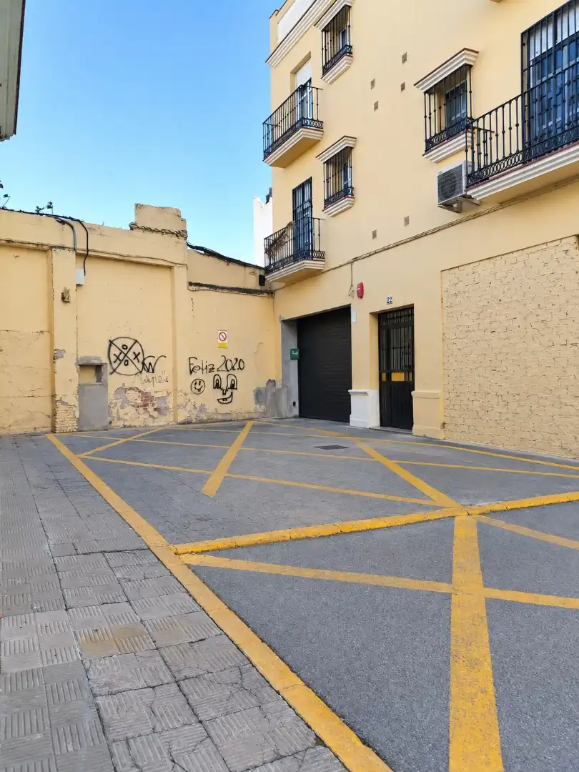 Einzelparkplatz zum Verkauf in Los Palacios y Villafranca