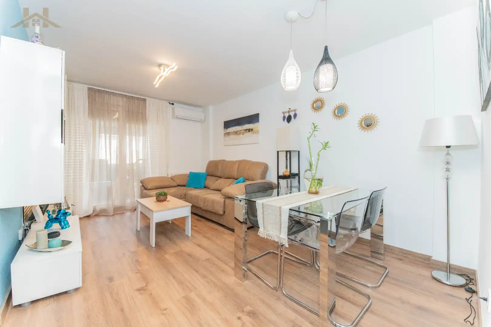 Wohnzimmer von Wohnung zum Verkauf in Sevilla la Nueva mit Klimaanlage, Heizung und Terrasse