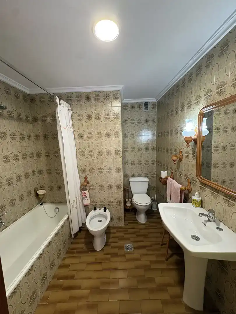 Badezimmer von Wohnung zum Verkauf in  Albacete Capital mit Klimaanlage und Balkon