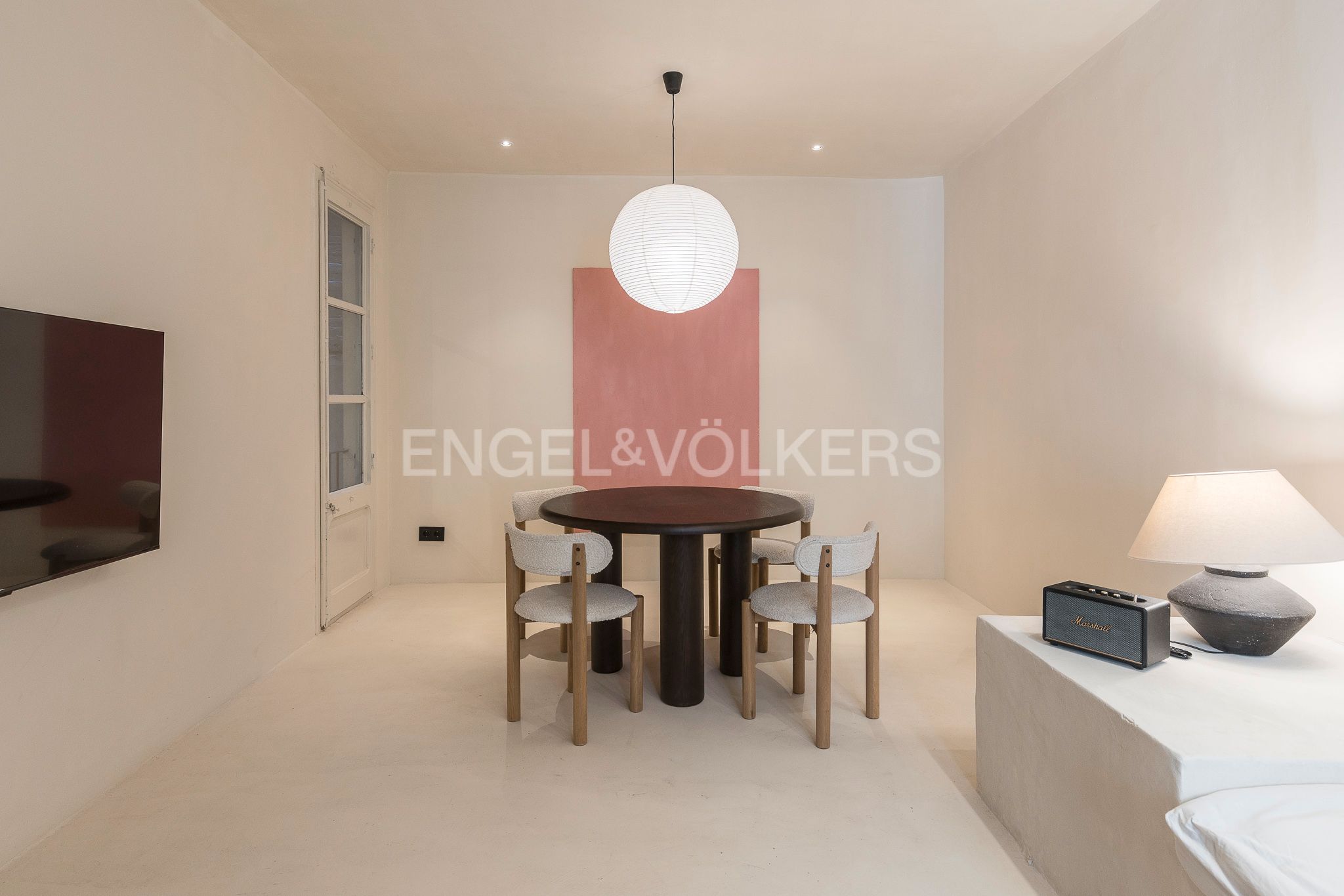 Menjador de Apartament de lloguer en  Barcelona Capital amb Aire condicionat, Calefacció i Balcó