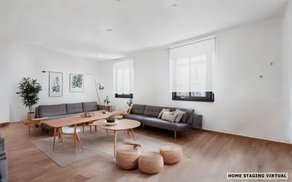 Living room of Flat for sale in  Barcelona Capital