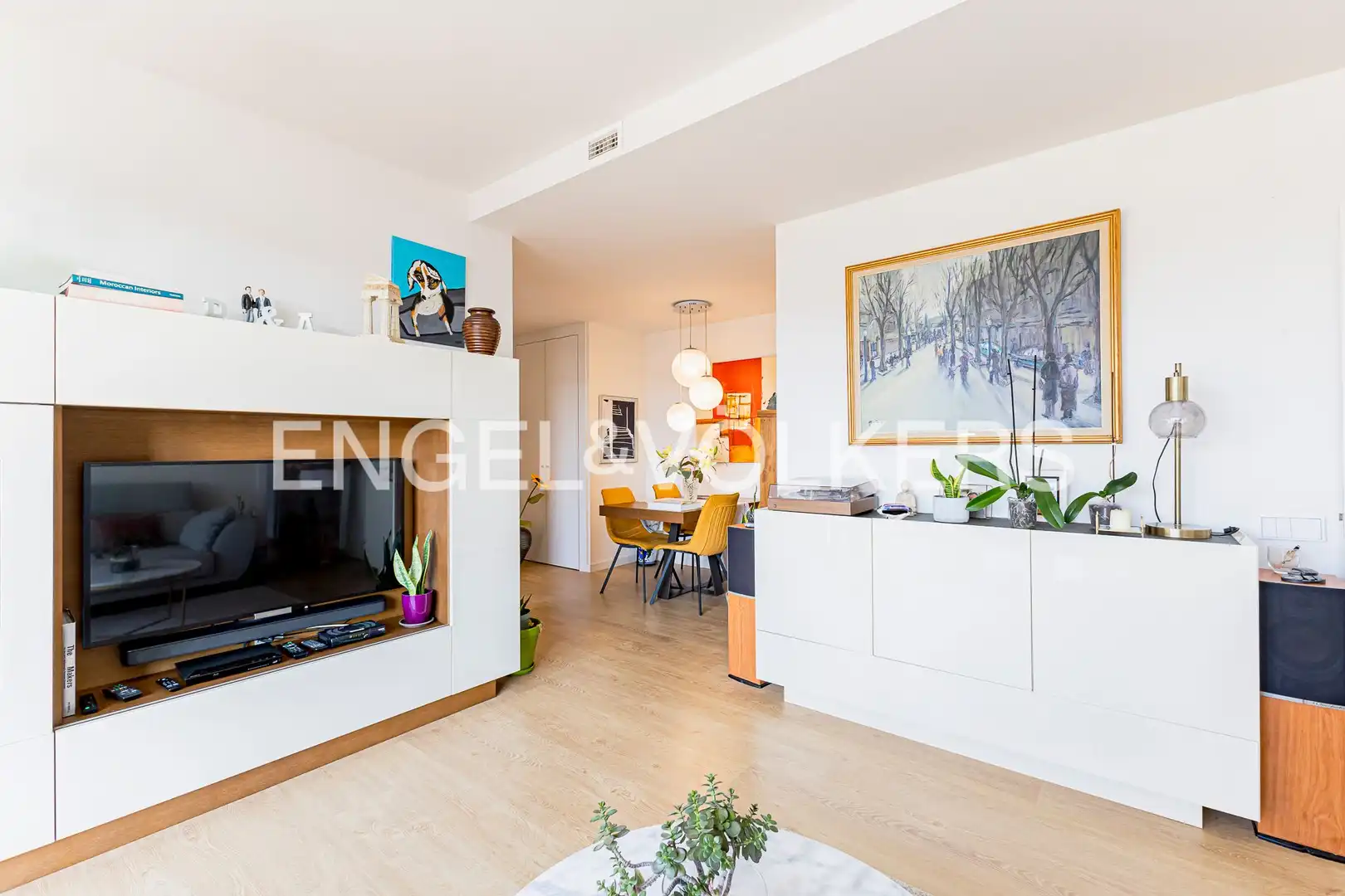 Sala d'estar de Àtic en venda en L'Hospitalet de Llobregat amb Aire condicionat, Calefacció i Parquet