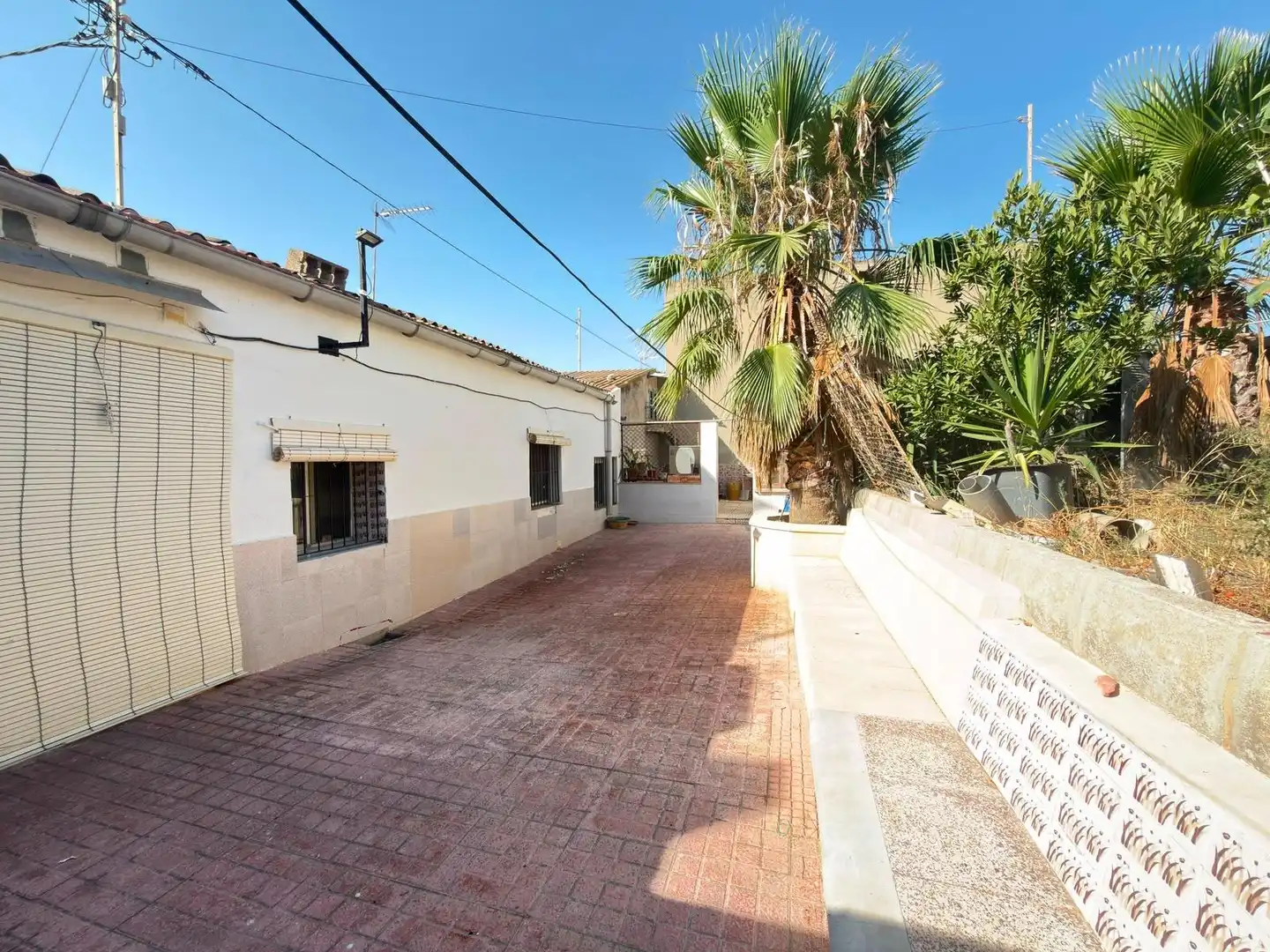 Vista exterior de Casa adosada en venta en Alicante / Alacant con Aire acondicionado, Calefacción y Jardín privado
