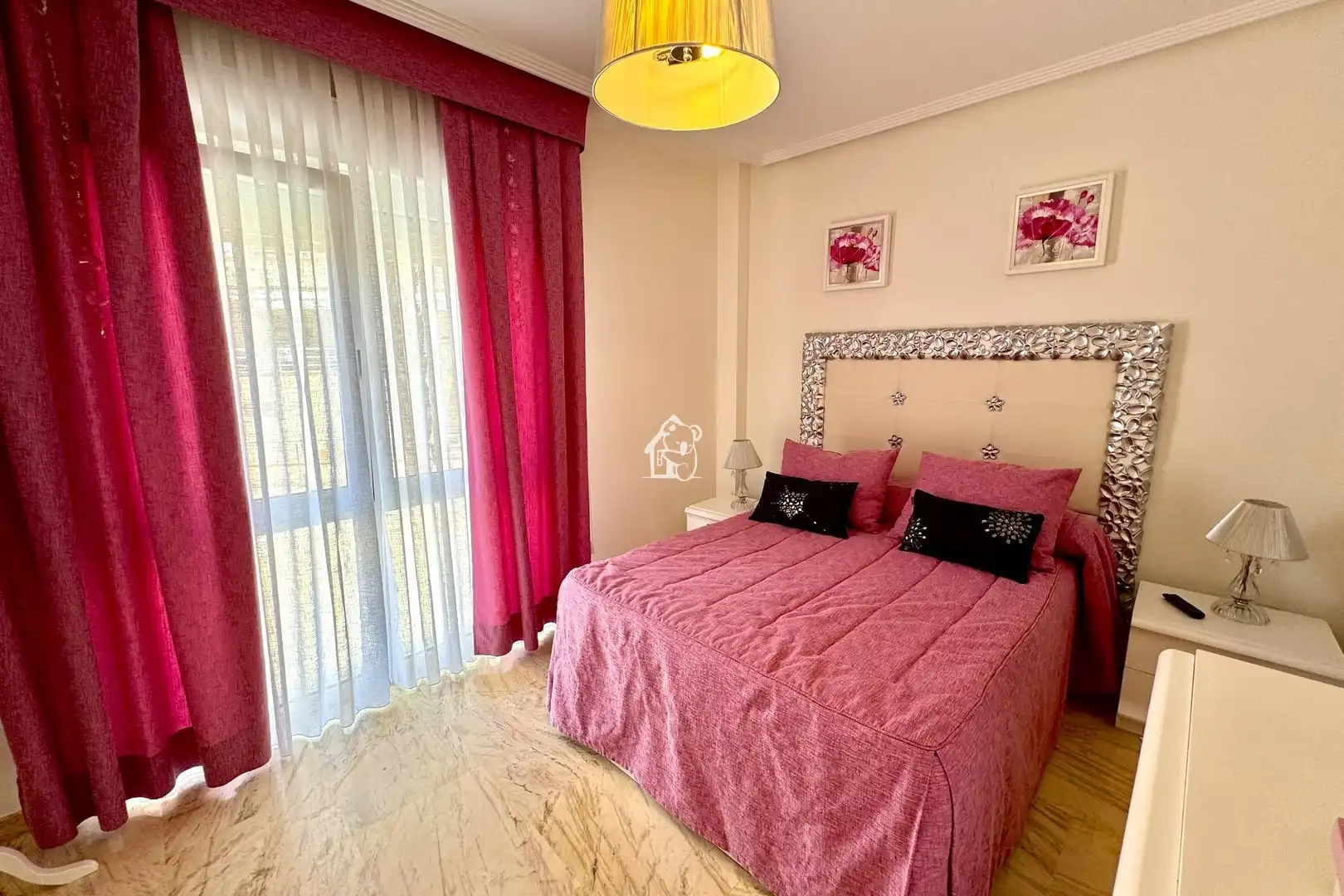 Habitación de Casa adosada de alquiler en Orihuela con Aire acondicionado, Terraza y Piscina