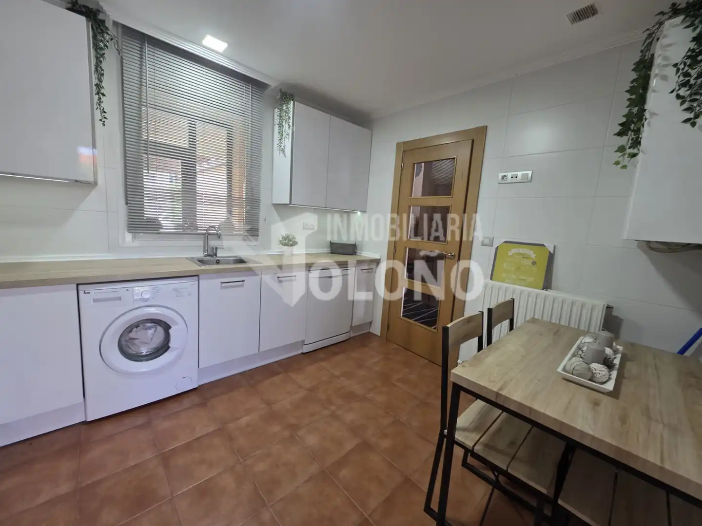 Cocina de Casa o chalet en venta en Cirueña con Calefacción y Jardín privado
