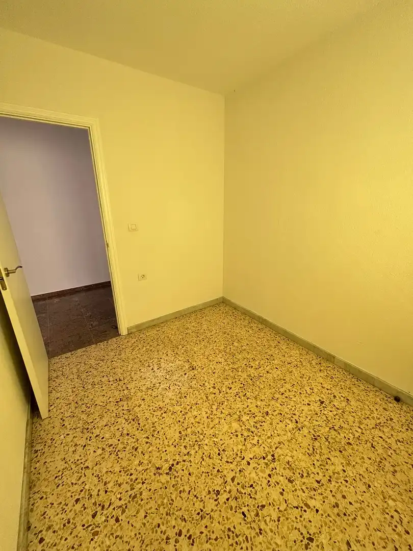Piso de alquiler en San Cristóbal de la Laguna con Terraza, Trastero y Amueblado
