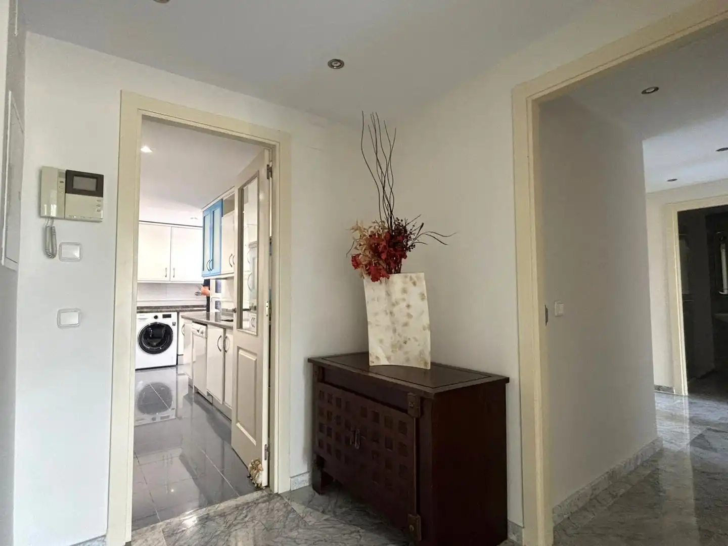 Apartamento de alquiler en Marbella con Aire acondicionado, Terraza y Piscina comunitaria