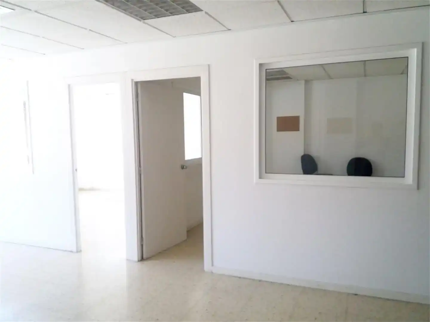Local de alquiler en Cornellà de Llobregat con Aire acondicionado