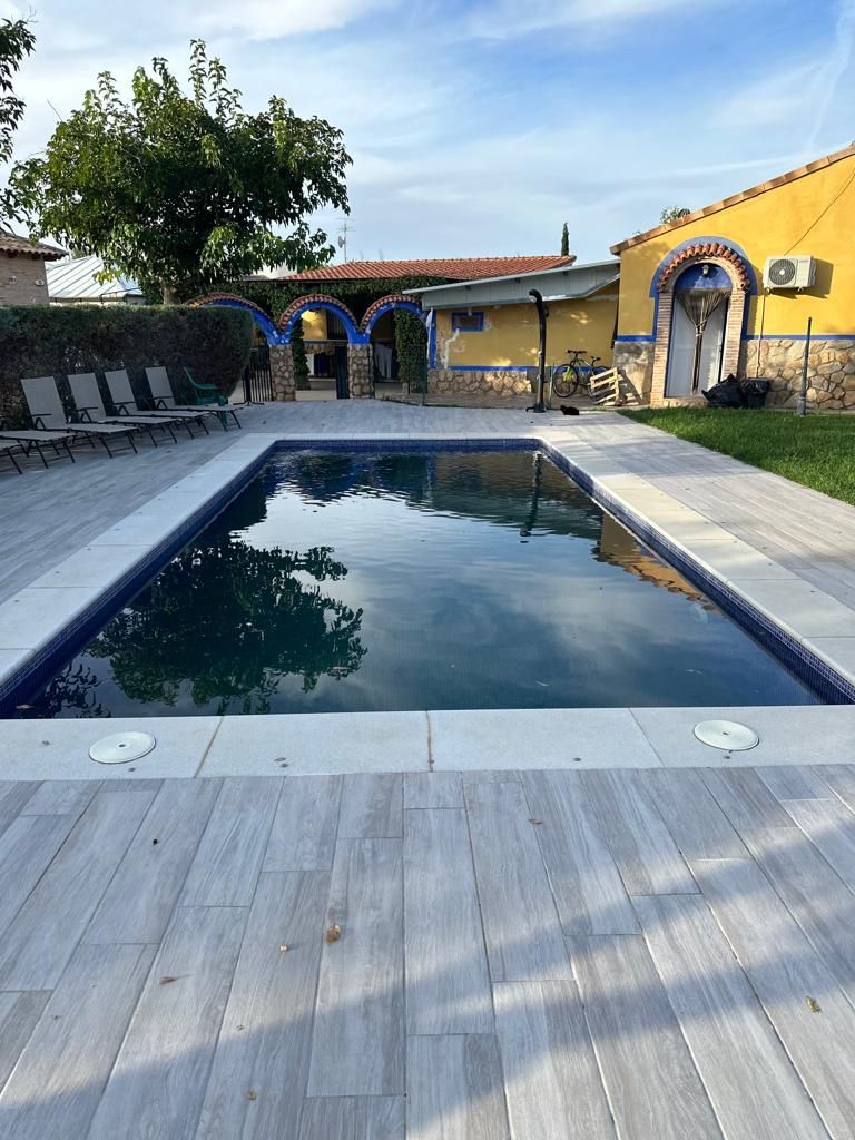 Piscina de Finca rústica en venda en Tomelloso amb Aire condicionat, Jardí privat i Terrassa