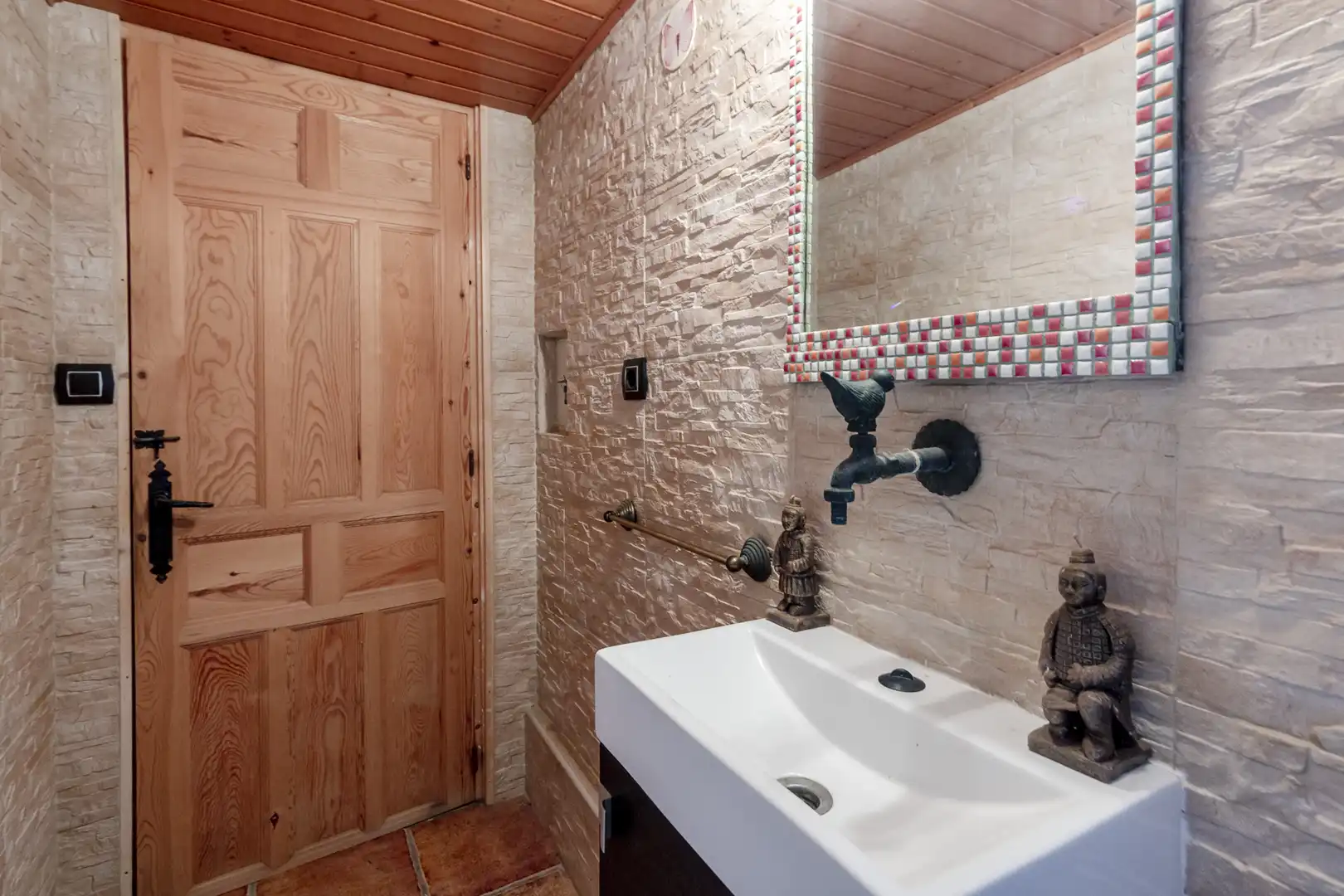 Bany de Finca rústica en venda en Banyeres del Penedès amb Jardí privat, Parquet i Piscina