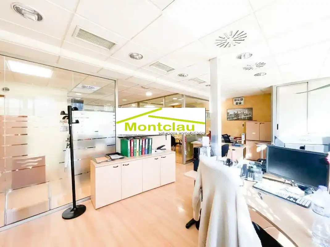 Office for rent in Mollet del Vallès  with Air Conditioner