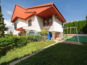 Villa con balcone in vendita a Padul