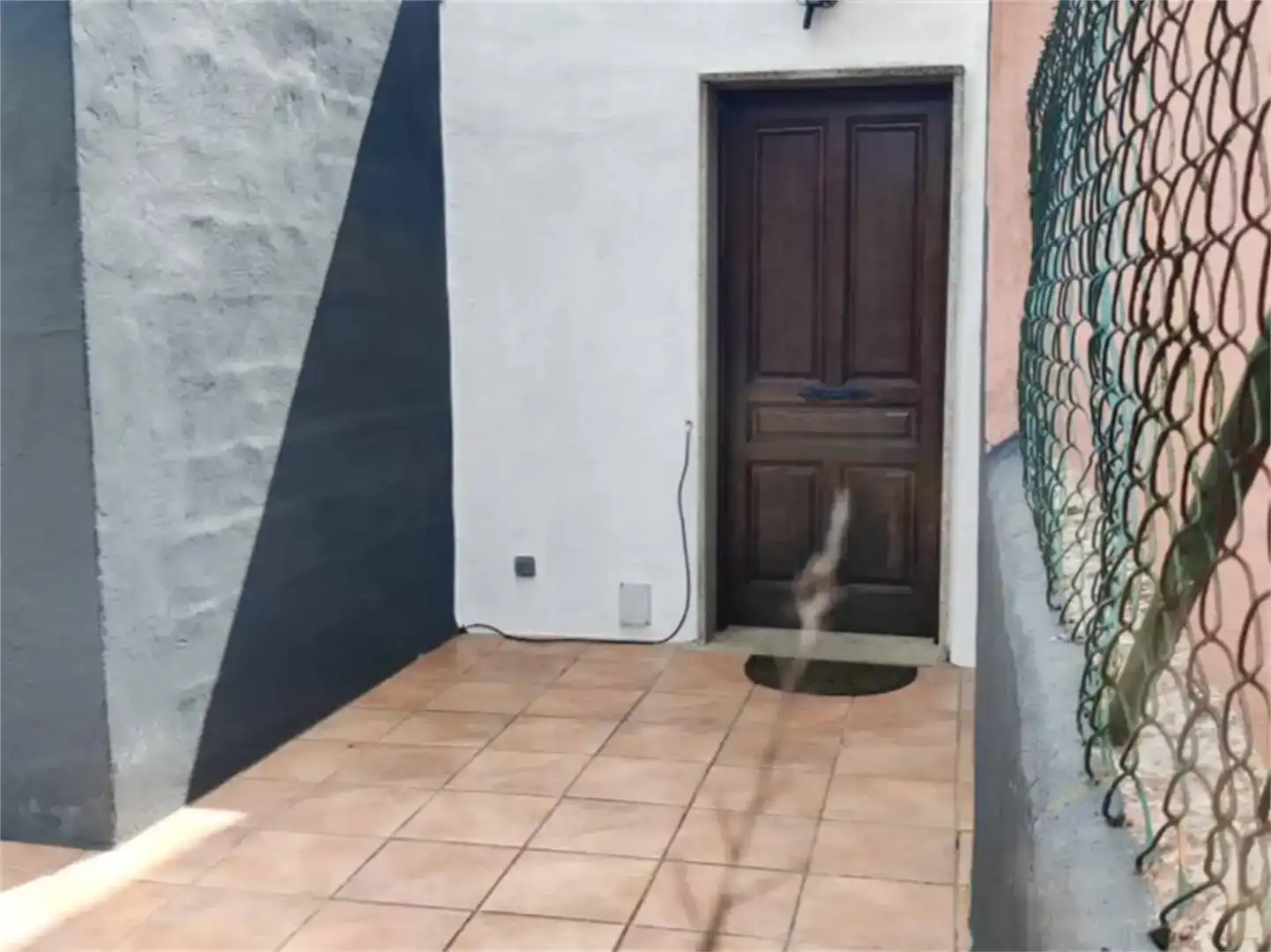 Vista exterior de Casa adosada en venda en Redondela amb Jardí privat