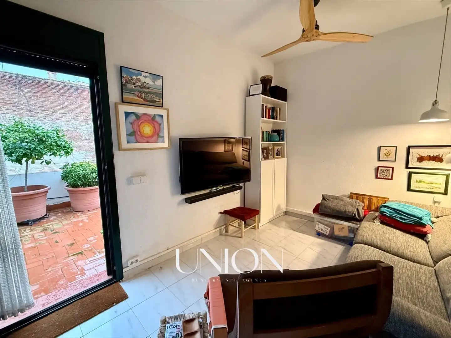 Living room of Country homes for sale in Sant Feliu de Guíxols  with Air Conditioner, Heating and Private garden
