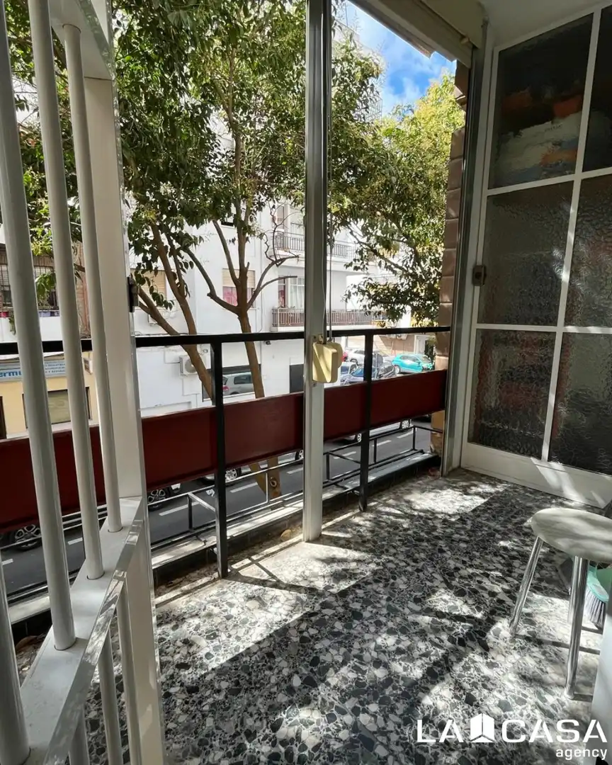 Balcony of Flat for sale in Sevilla  with Heating and Terrace