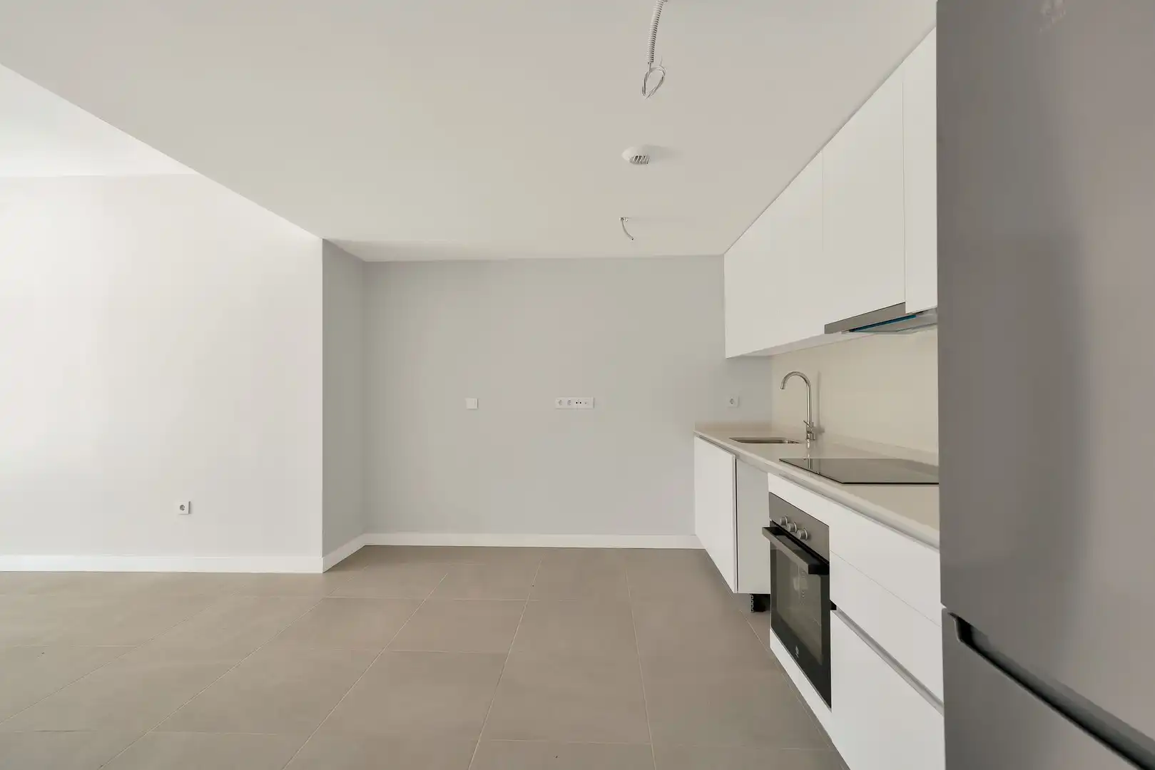 Cuina de Apartament en venda en Estepona amb Terrassa