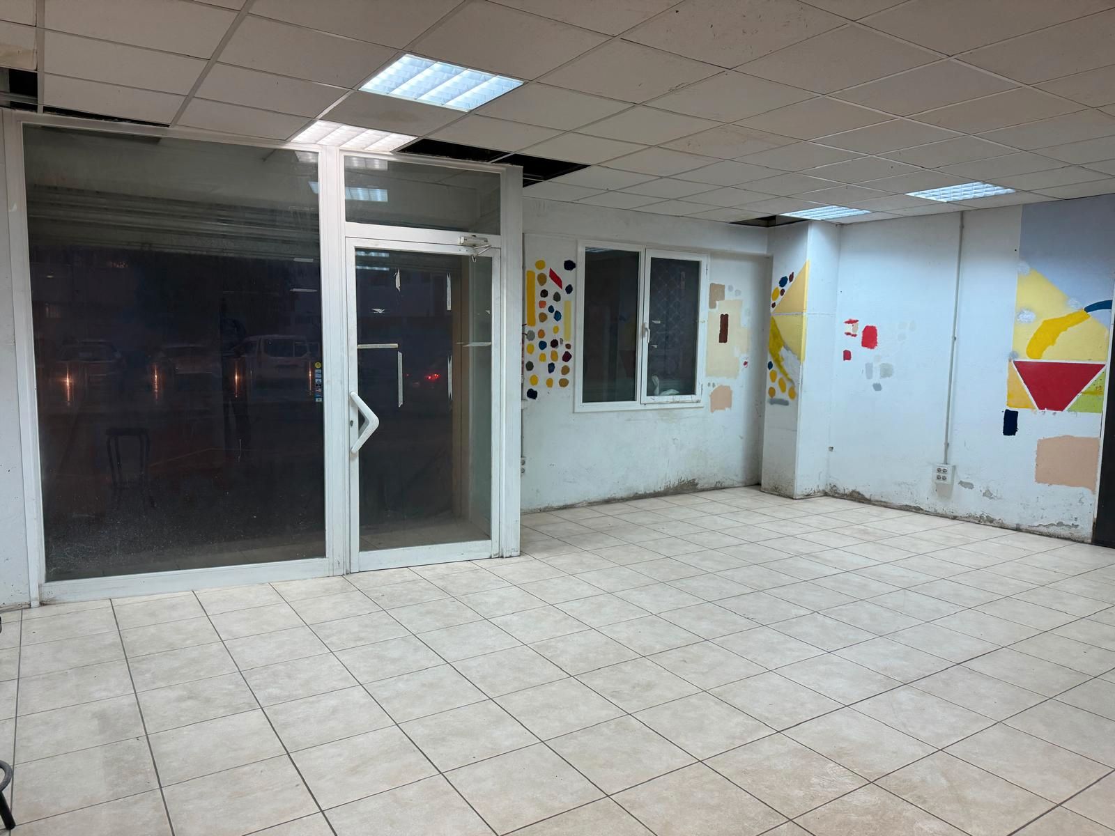 Local en venda en Montcada i Reixac