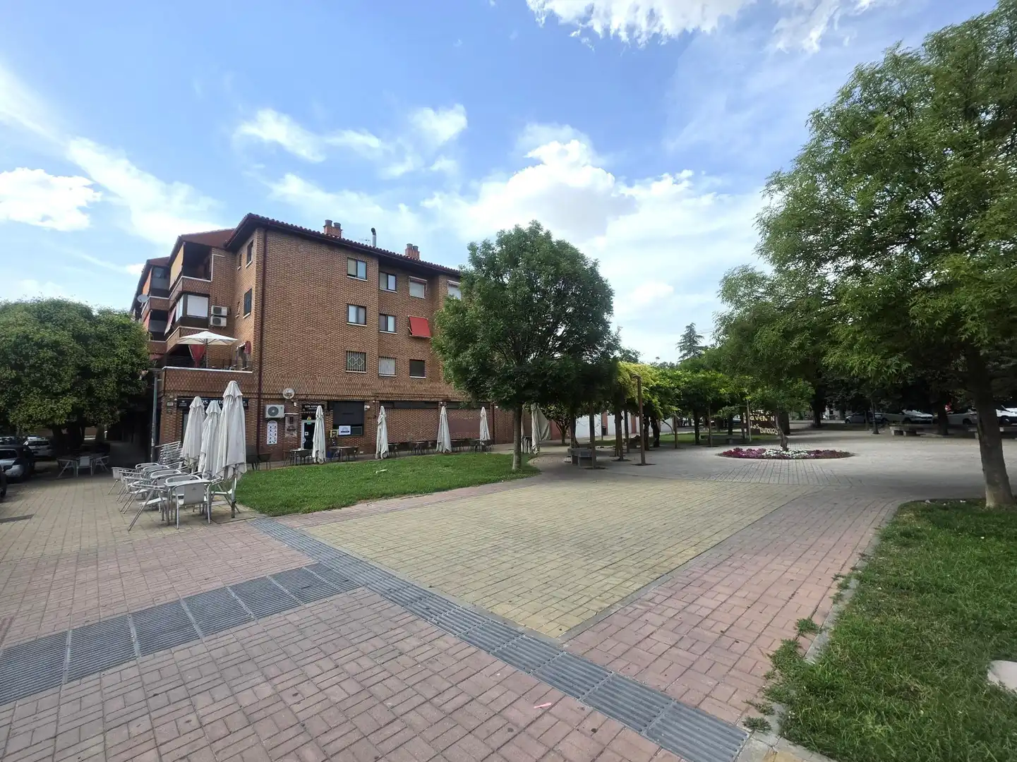 Vista exterior de Pis en venda en Aranjuez amb Calefacció i Terrassa