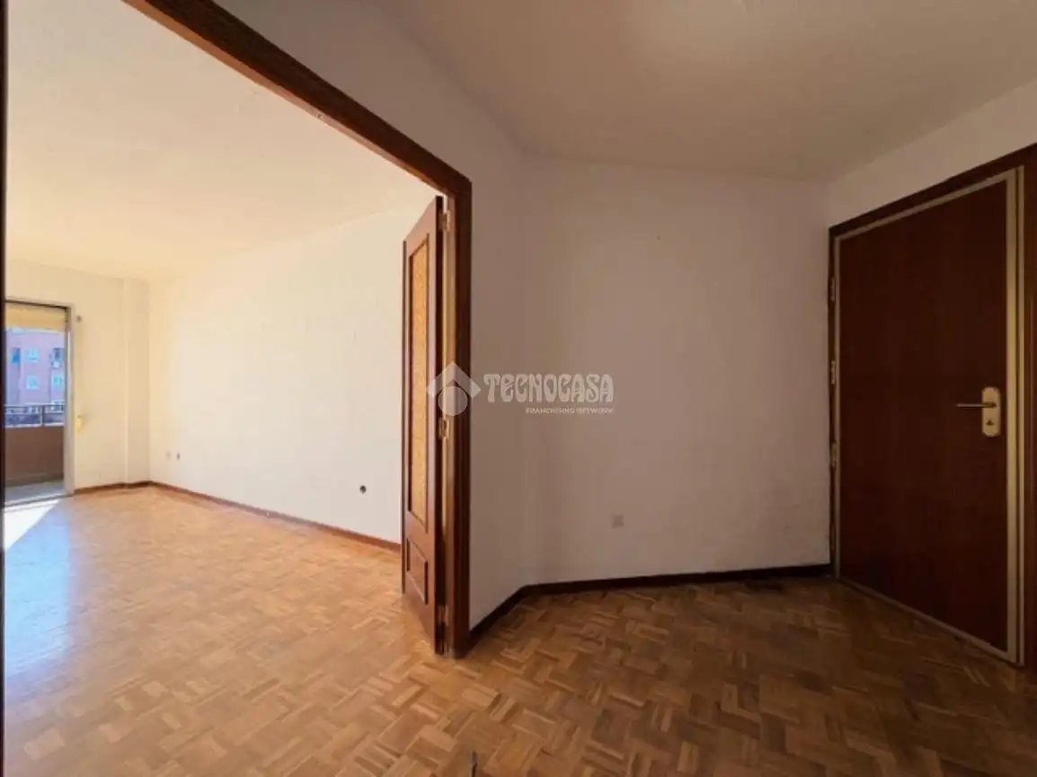 Dormitori de Pis en venda en San Sebastián de los Reyes amb Calefacció i Parquet