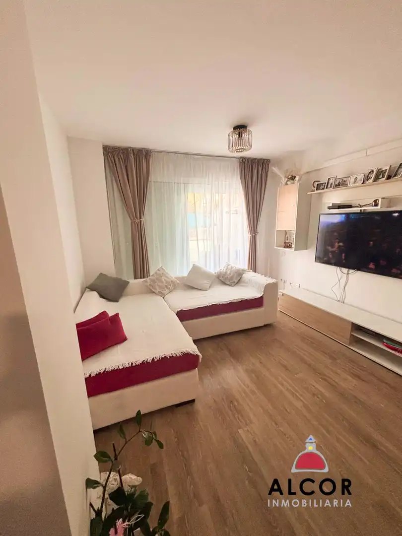 Living room of Flat for sale in Benicarló  with Air Conditioner, Parquet flooring and Terrace