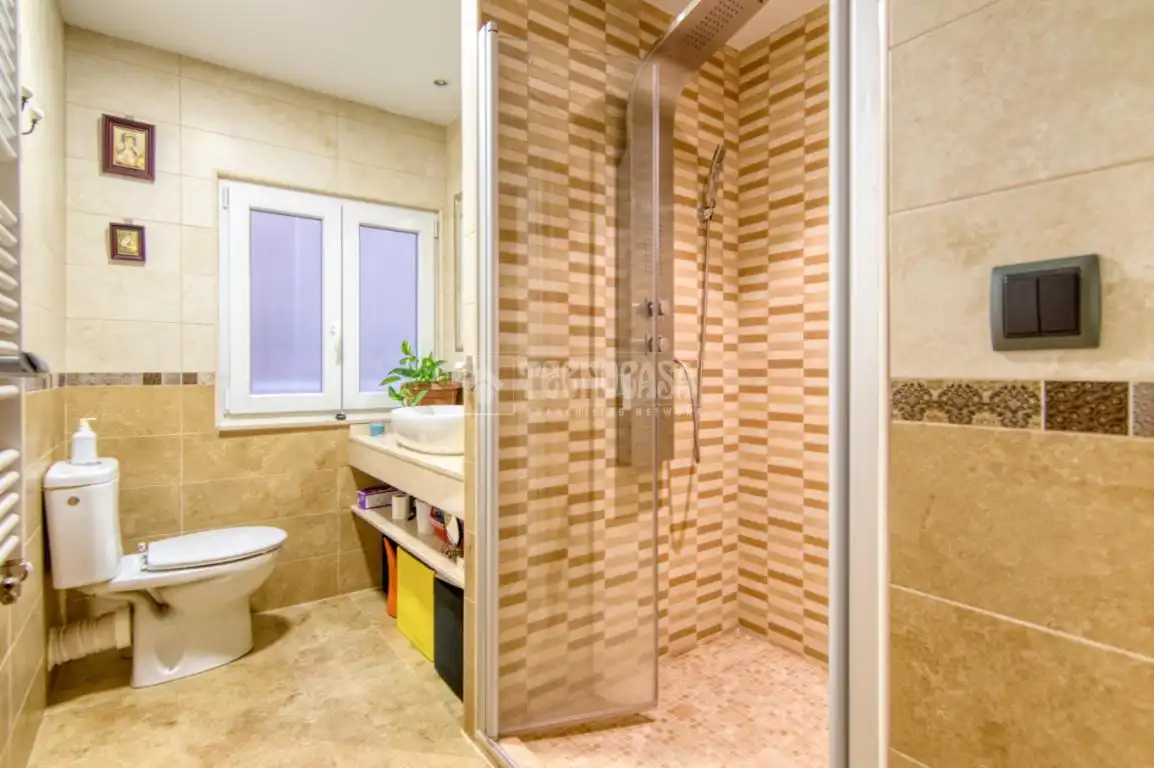 Baño de Piso en venta en Salamanca con Aire acondicionado