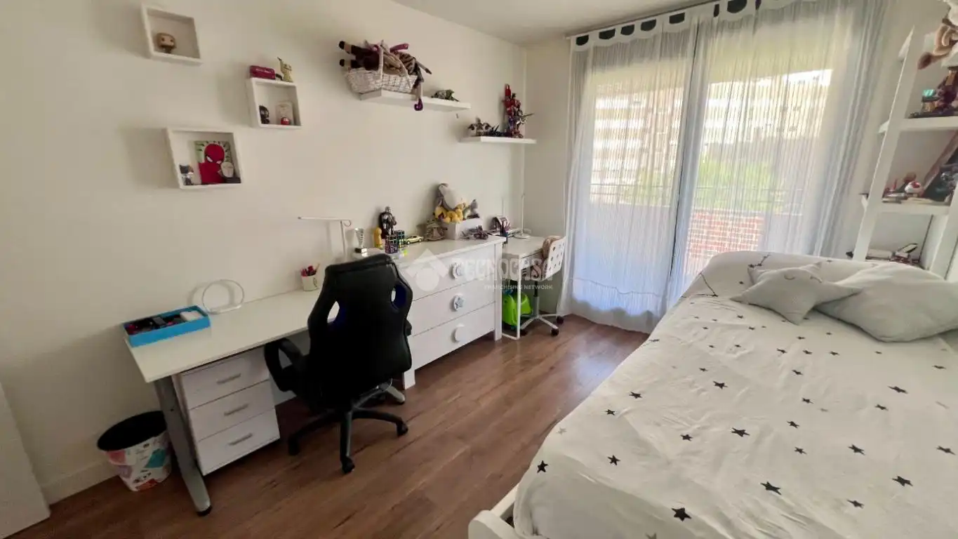Habitación de Piso en venta en Alcalá de Henares con Terraza