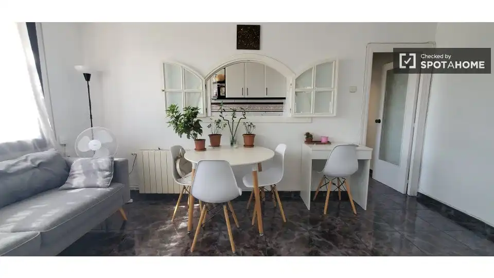 Room in Sant Martí de Provençals