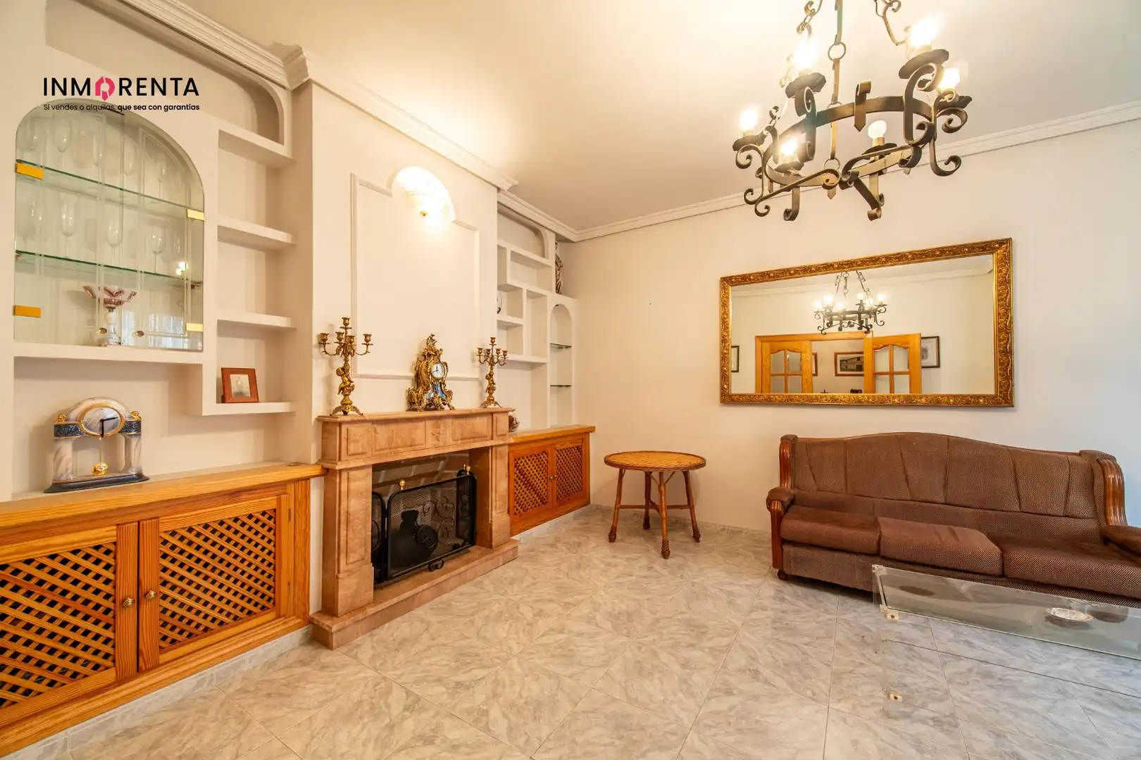 Sala de estar de Casa adosada en venta en La Mata con Calefacción, Terraza y Amueblado