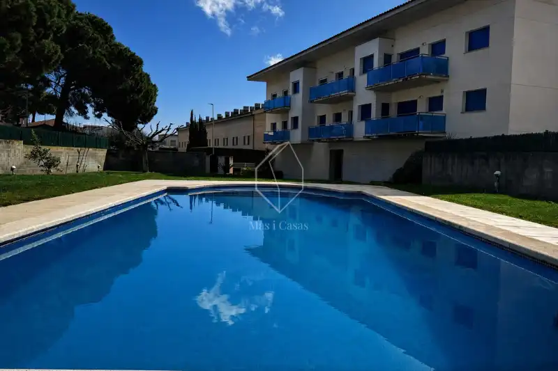 Schwimmbecken von Maisonette zum Verkauf in L'Escala mit Klimaanlage, Heizung und Terrasse