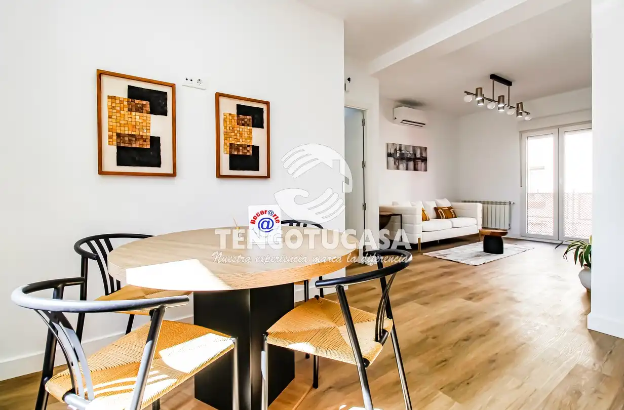 Wohnzimmer von Wohnung zum Verkauf in Madrid mit Klimaanlage, Heizung und Terrasse