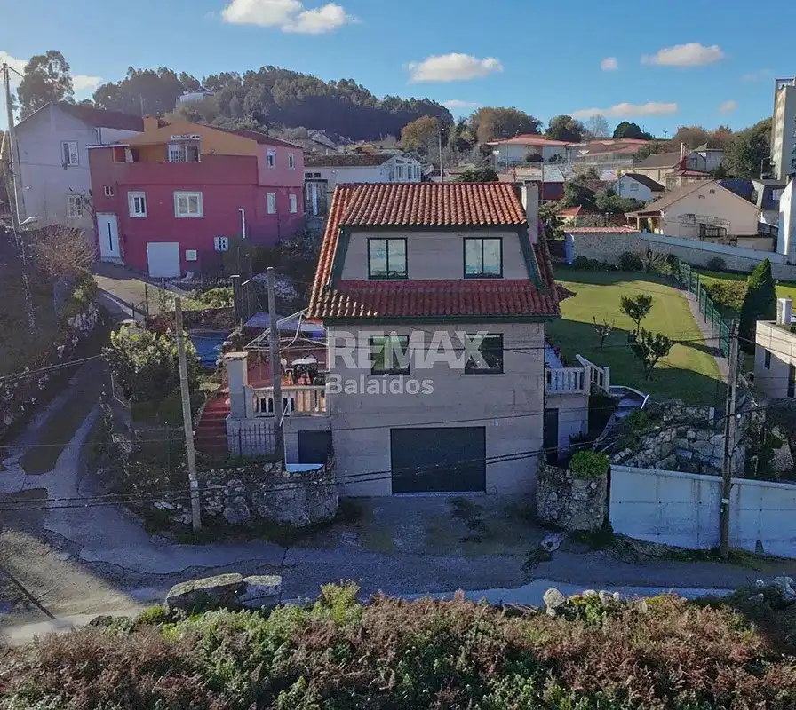 Exterior view of Houses for sale in Vigo   with Heating, Private garden and Parquet flooring
