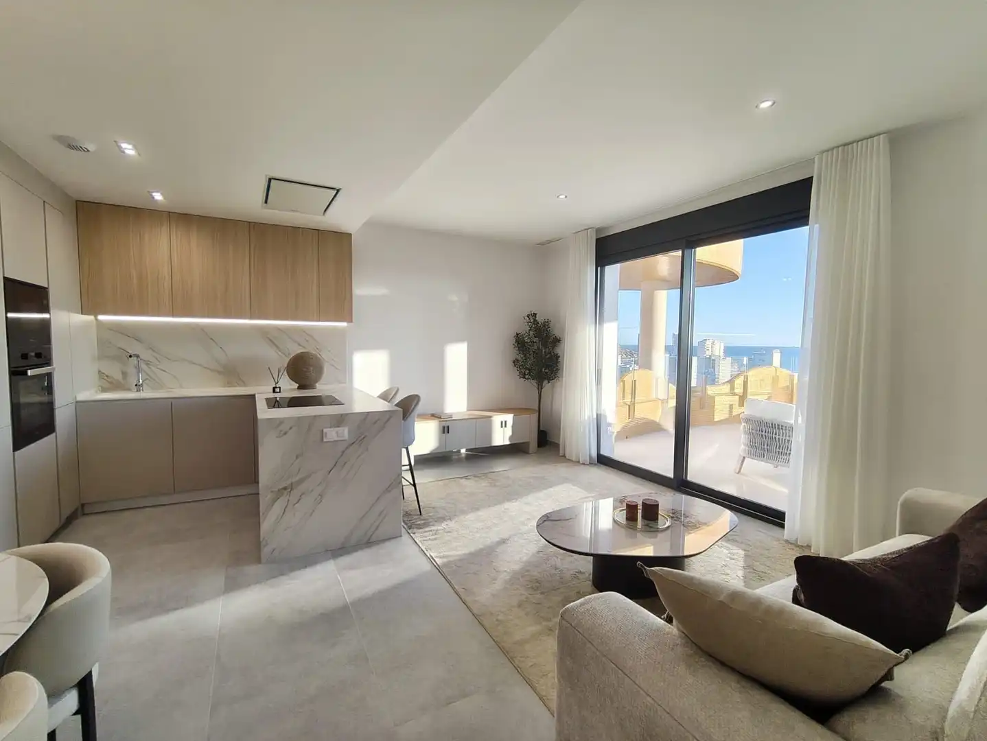 Apartamento con piscina en venta en Marisol Park - Ortembach - Los Almendros, imagen 11