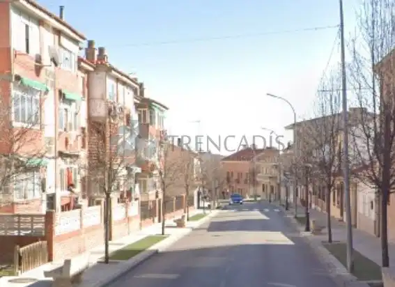 Vista exterior de Pis en venda en El Álamo