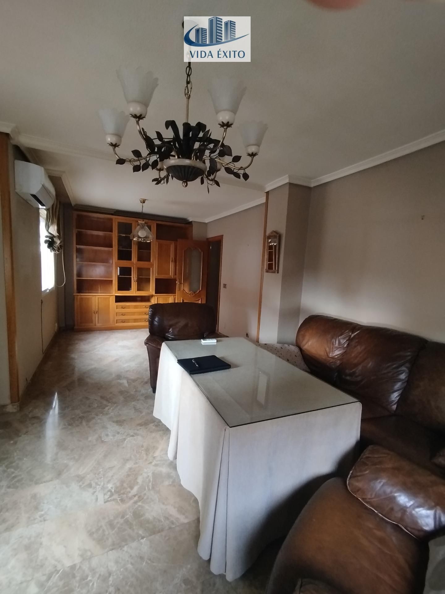 Sala de estar de Piso en venta en  Jaén Capital con Aire acondicionado