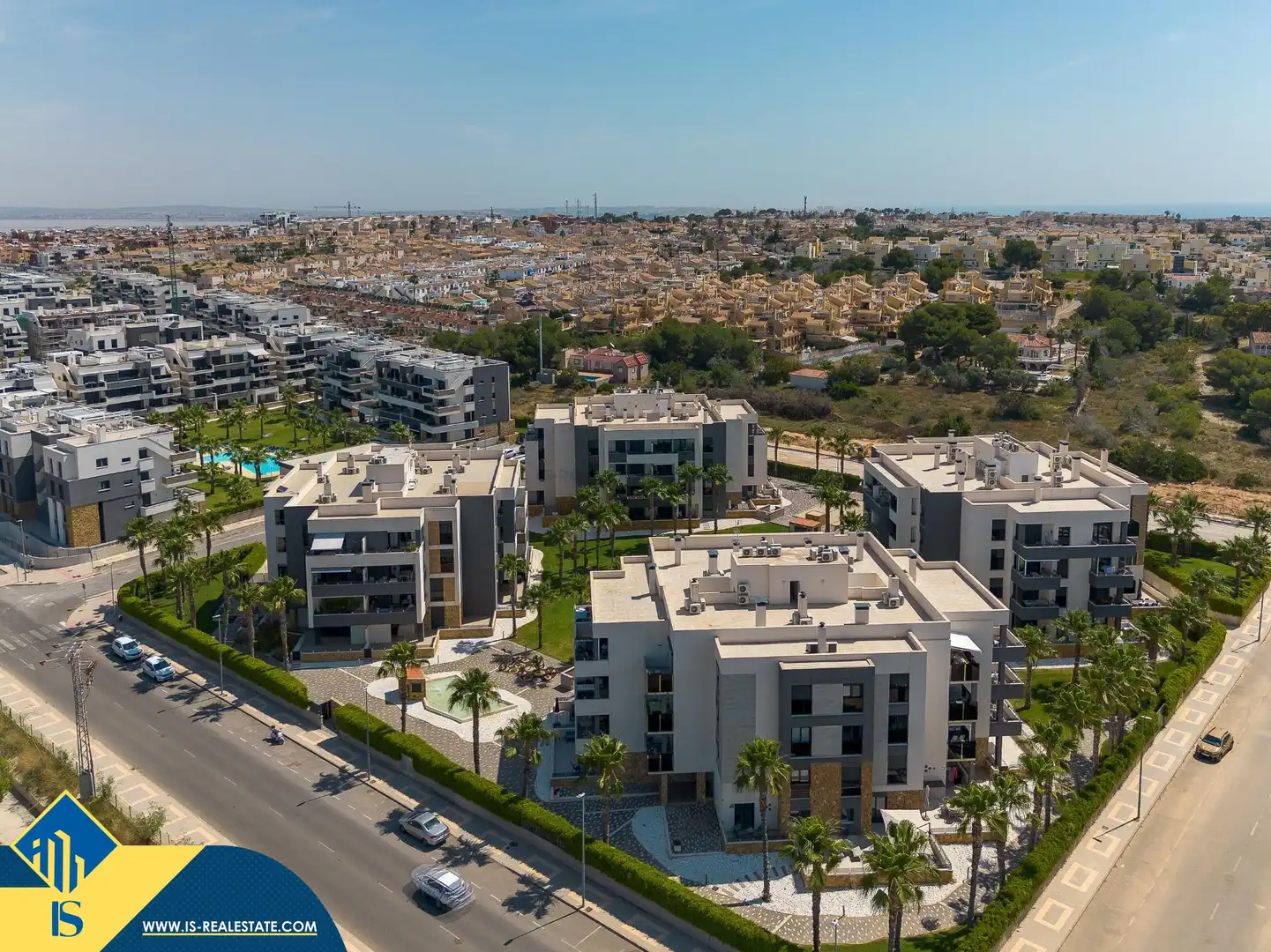 Vista exterior de Pis en venda en Orihuela amb Aire condicionat, Terrassa i Traster