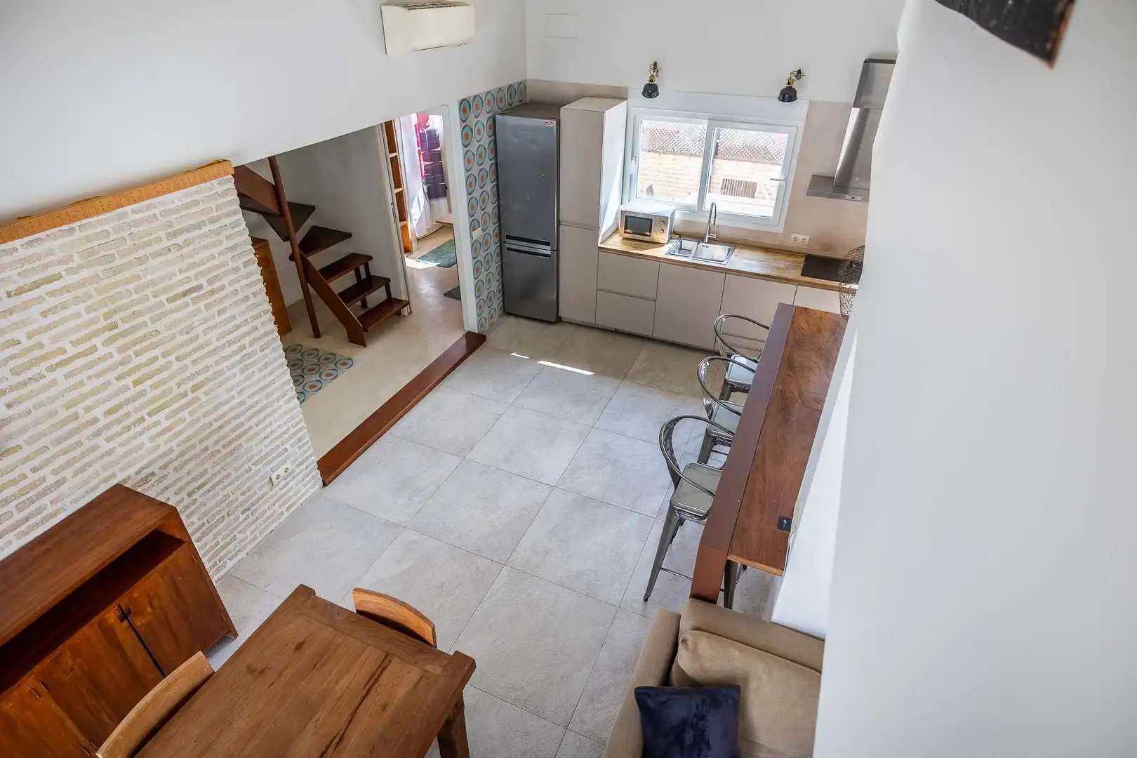 Kitchen of Duplexes for rent in Sevilla  with Air Conditioner, Heating and Terrace
