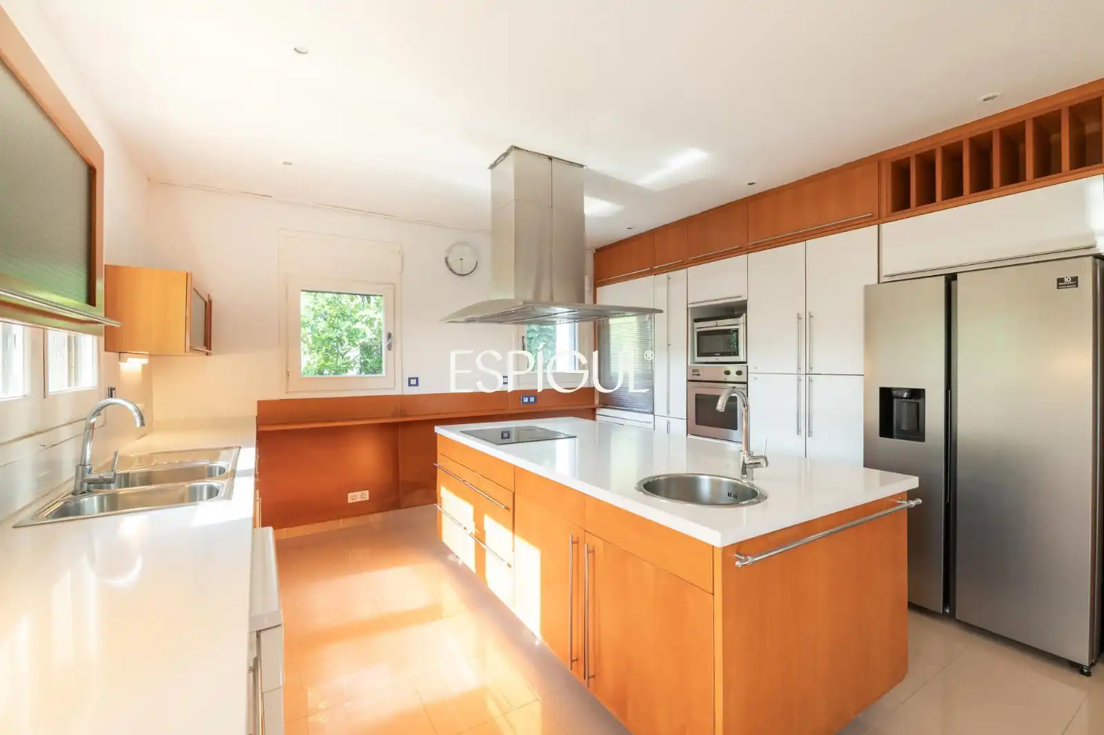 Kitchen of Houses for sale in Sant Cugat del Vallès  with Air Conditioner, Heating and Private garden