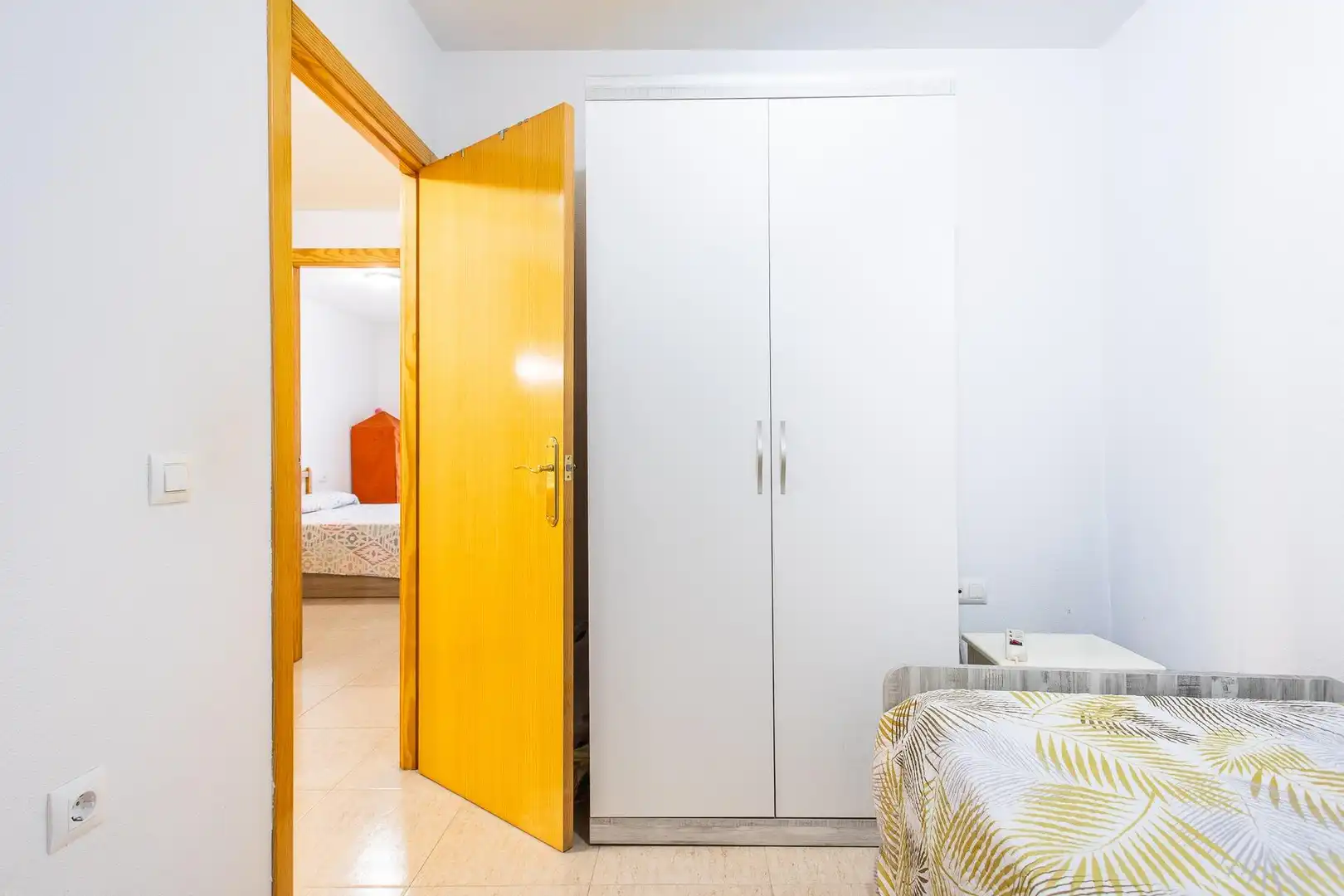 Dormitori de Apartament en venda en Torrevieja amb Aire condicionat, Terrassa i Piscina comunitària