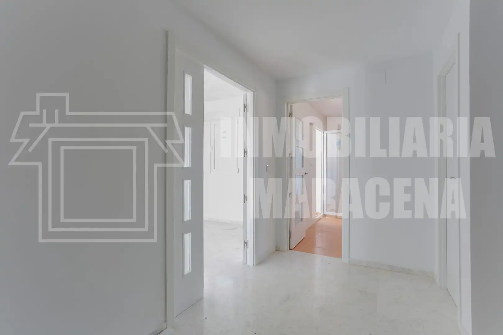 Casa adosada en venta en Láchar