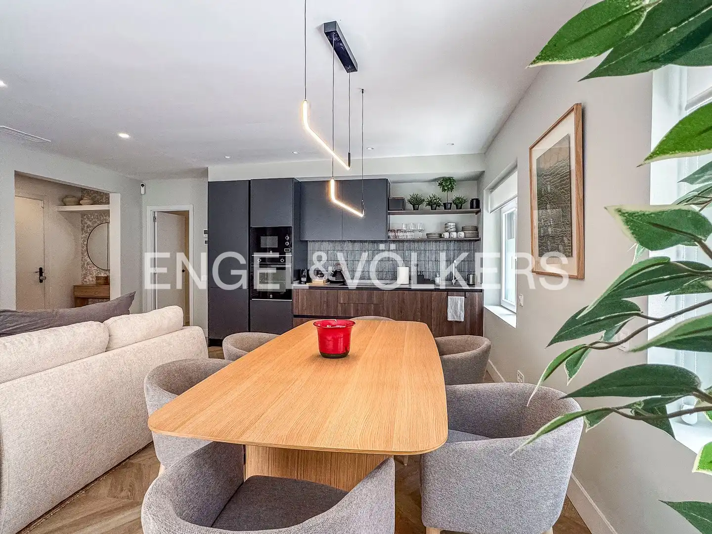 Dining room of Flat for rent in Barcelona  with Air Conditioner, Heating and Parquet flooring