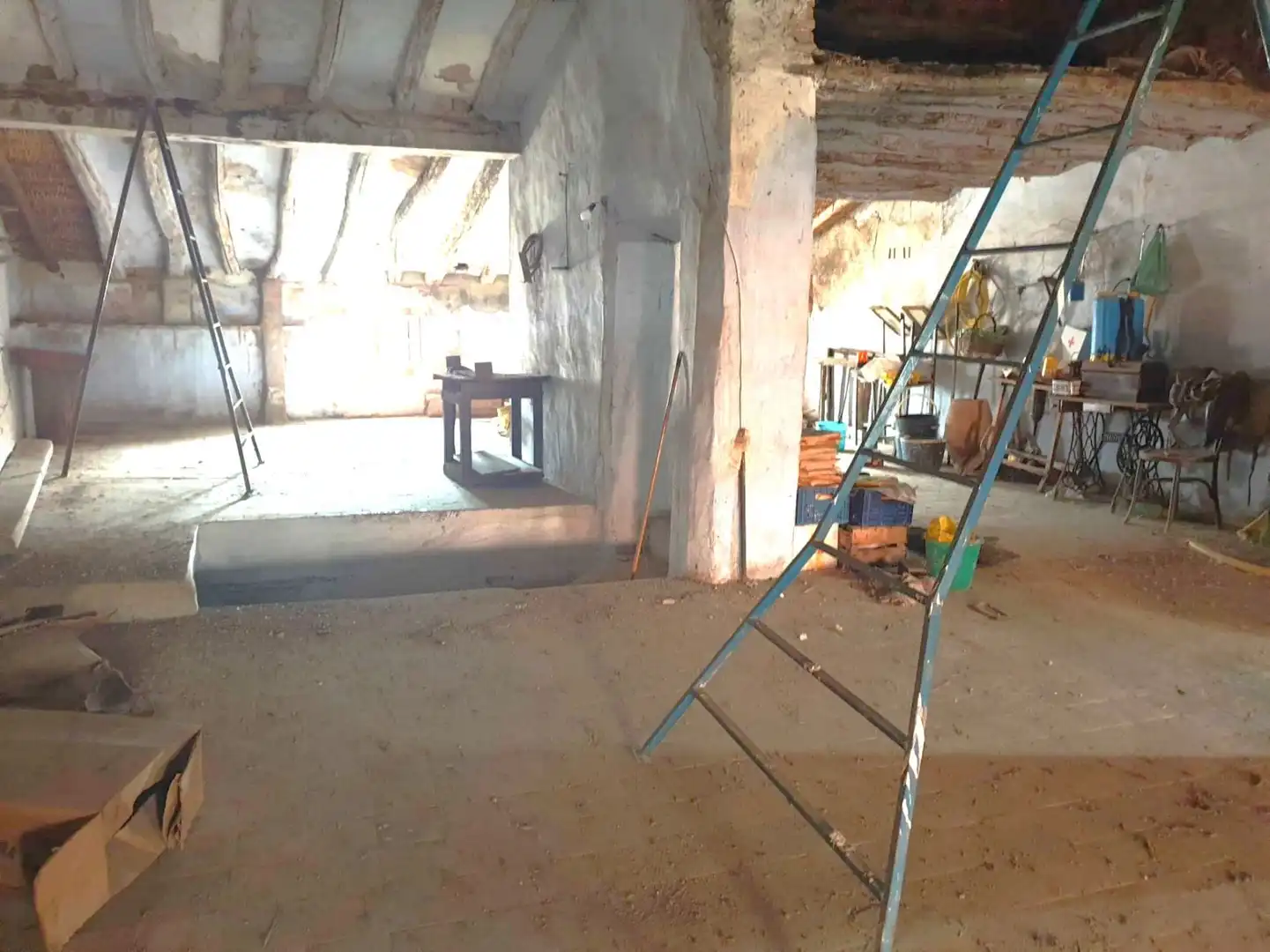 Houses for sale in Paracuellos de la Ribera